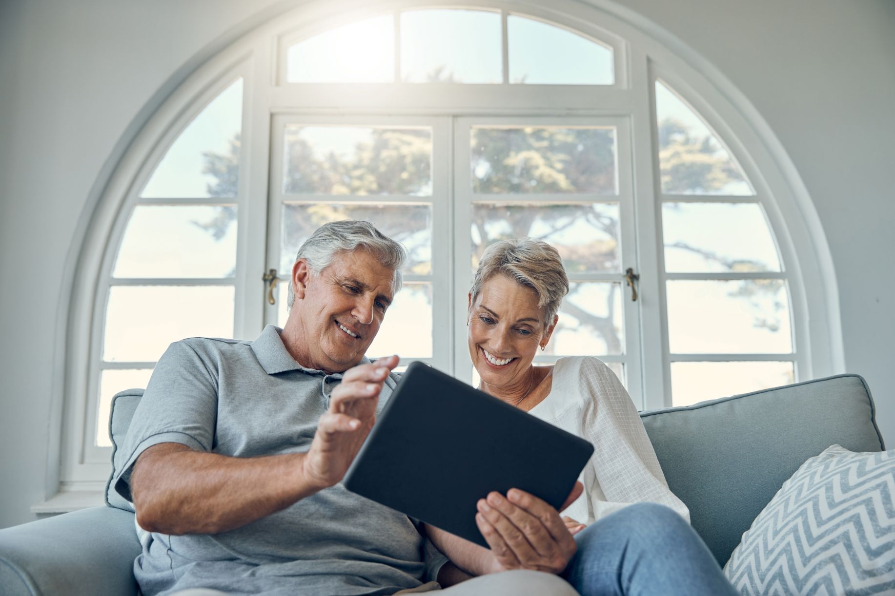 Senior couple tablet